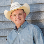 How Stephen Stewart Gives Back to His Community How Stephen Stewart Gives Back to His Community