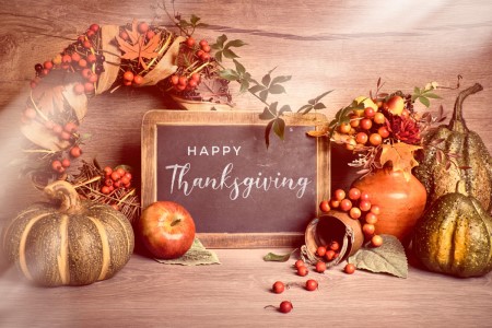 Happy Thanksgiving: Holiday Hours 2022