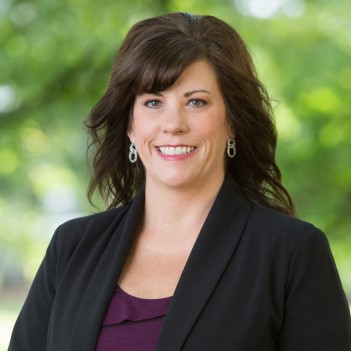 Michelle Rigsby Celebrates 10 Years with Advocate Capital, Inc.