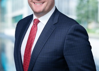 LATLC and Dan Kramer: Justice in the Courtroom. Service in the Community  LATLC and Dan Kramer: Justice in the Courtroom. Service in the Community